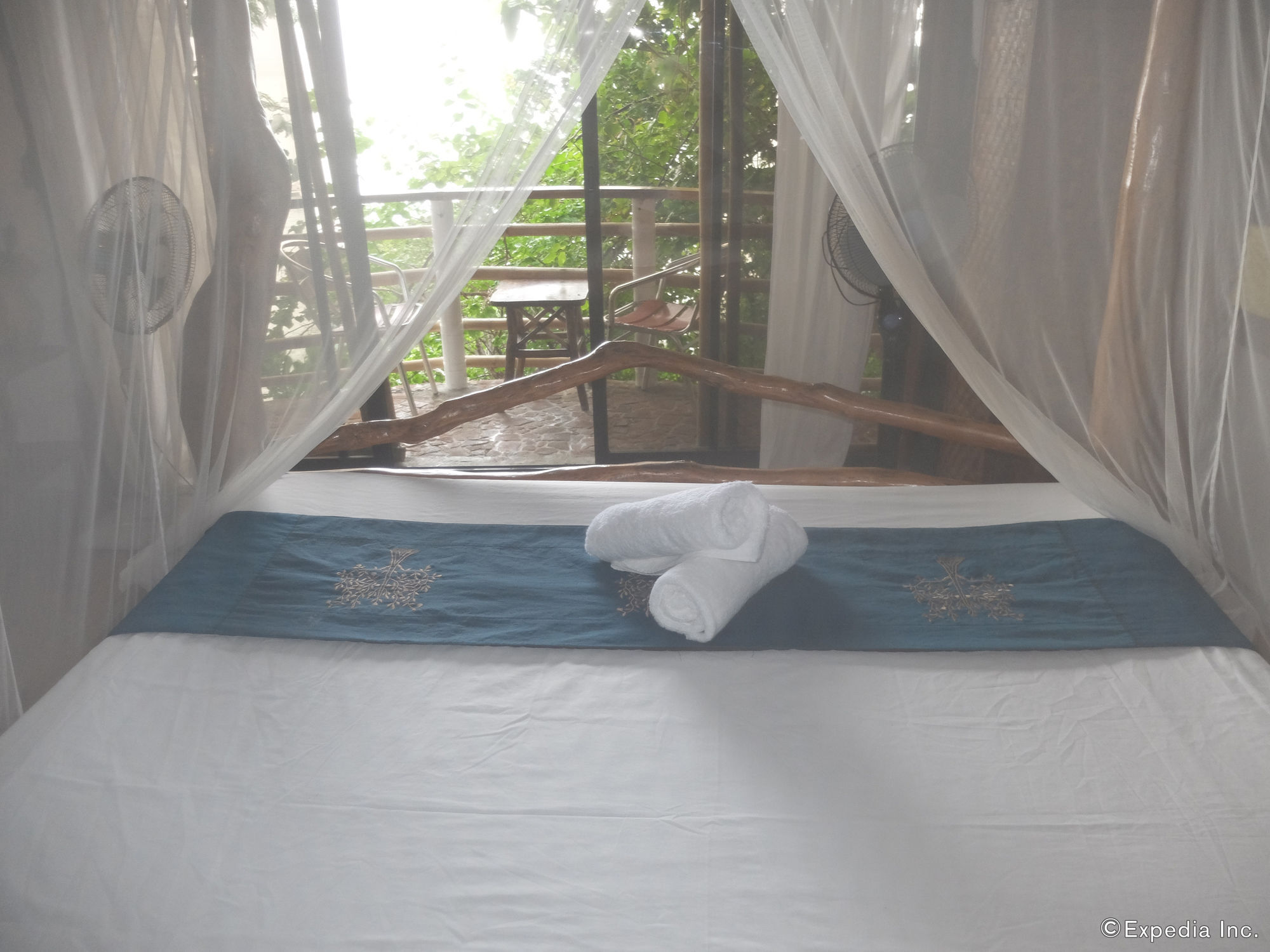 Balinghai Hotel Yapak