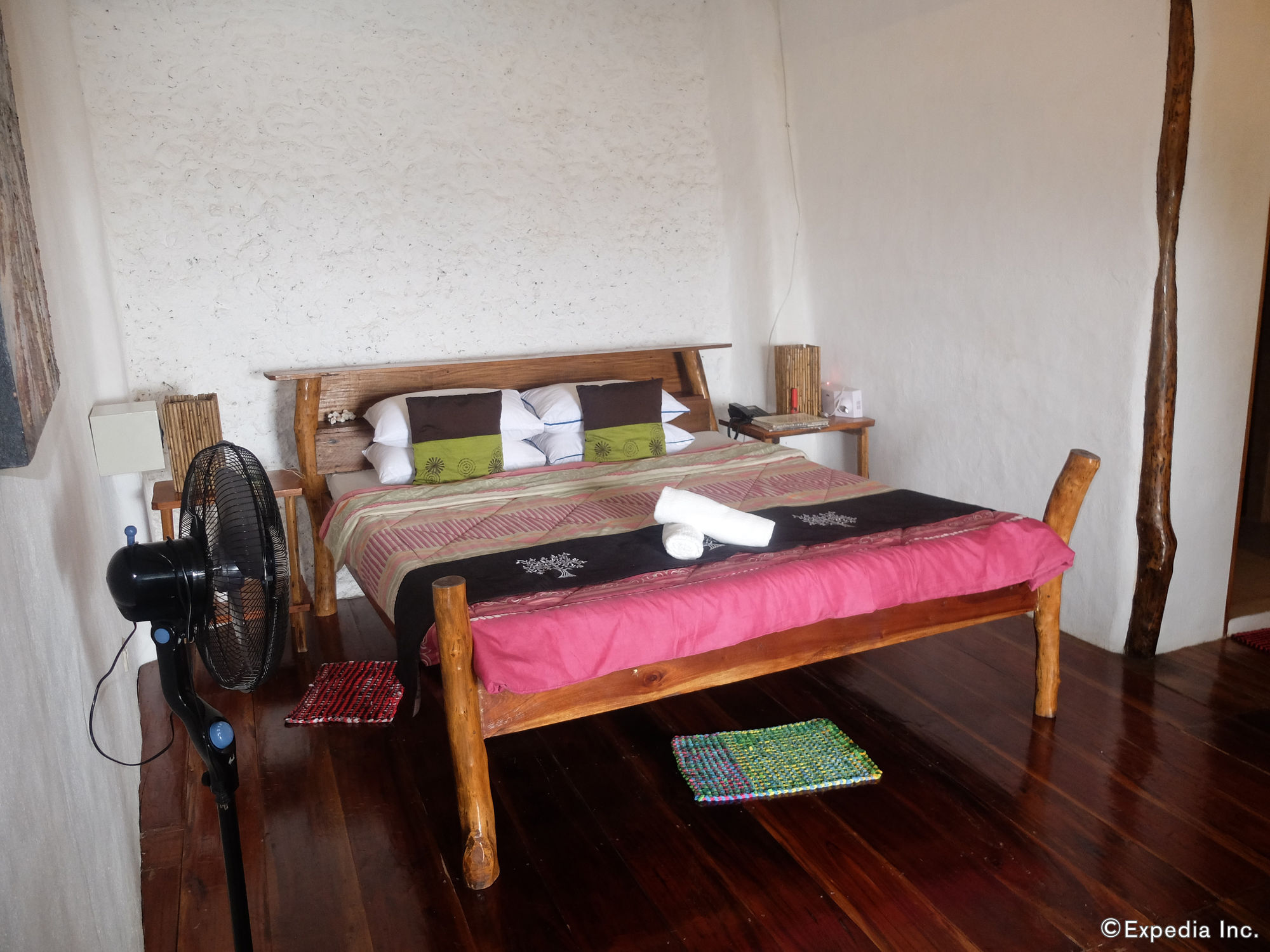Balinghai Hotel Yapak